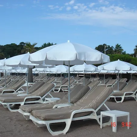 Agay Beach Hotel Saint-Raphaël